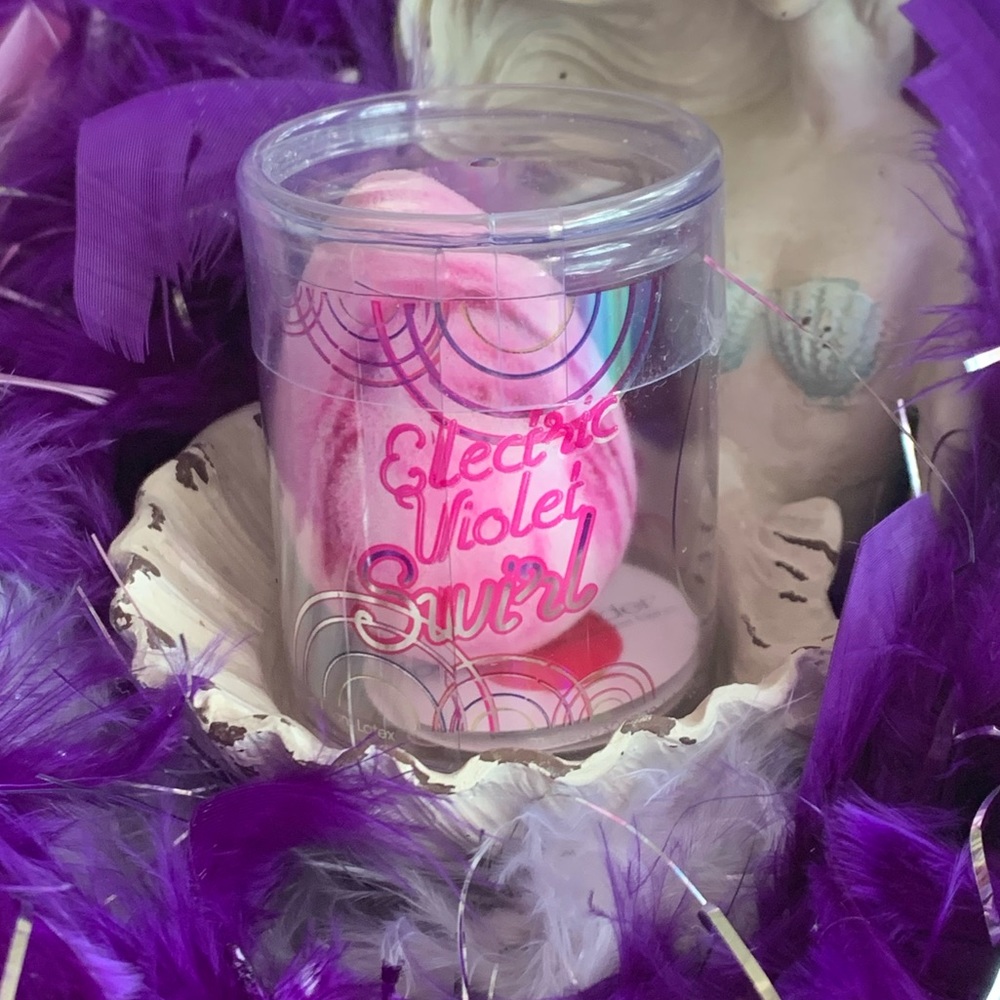 NIB 2/$20 beautyblender violet swirl makeup sponge